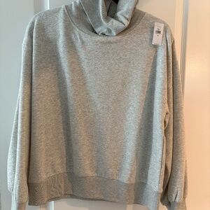 Gap Women's Loose Turtleneck Sweater Size Medium